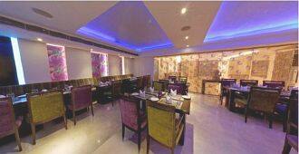 Hotel Crown West, Mohali 4